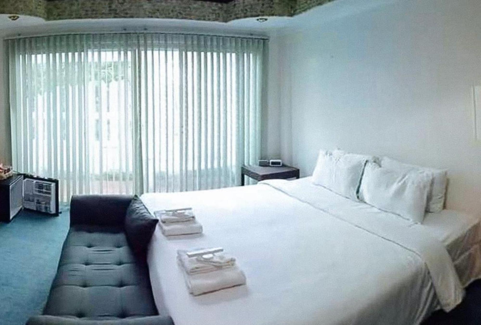 Reddoorz Premium At The Grand Peninsula Suites Balanga Екстериор снимка
